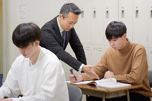 8年連続国家試験合格率100%