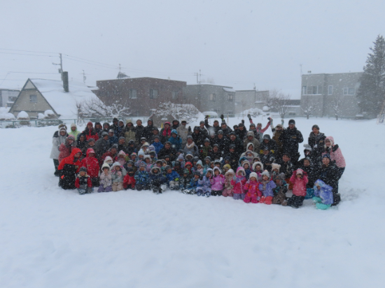 年長 『お父さんと遊ぼう』雪遊び